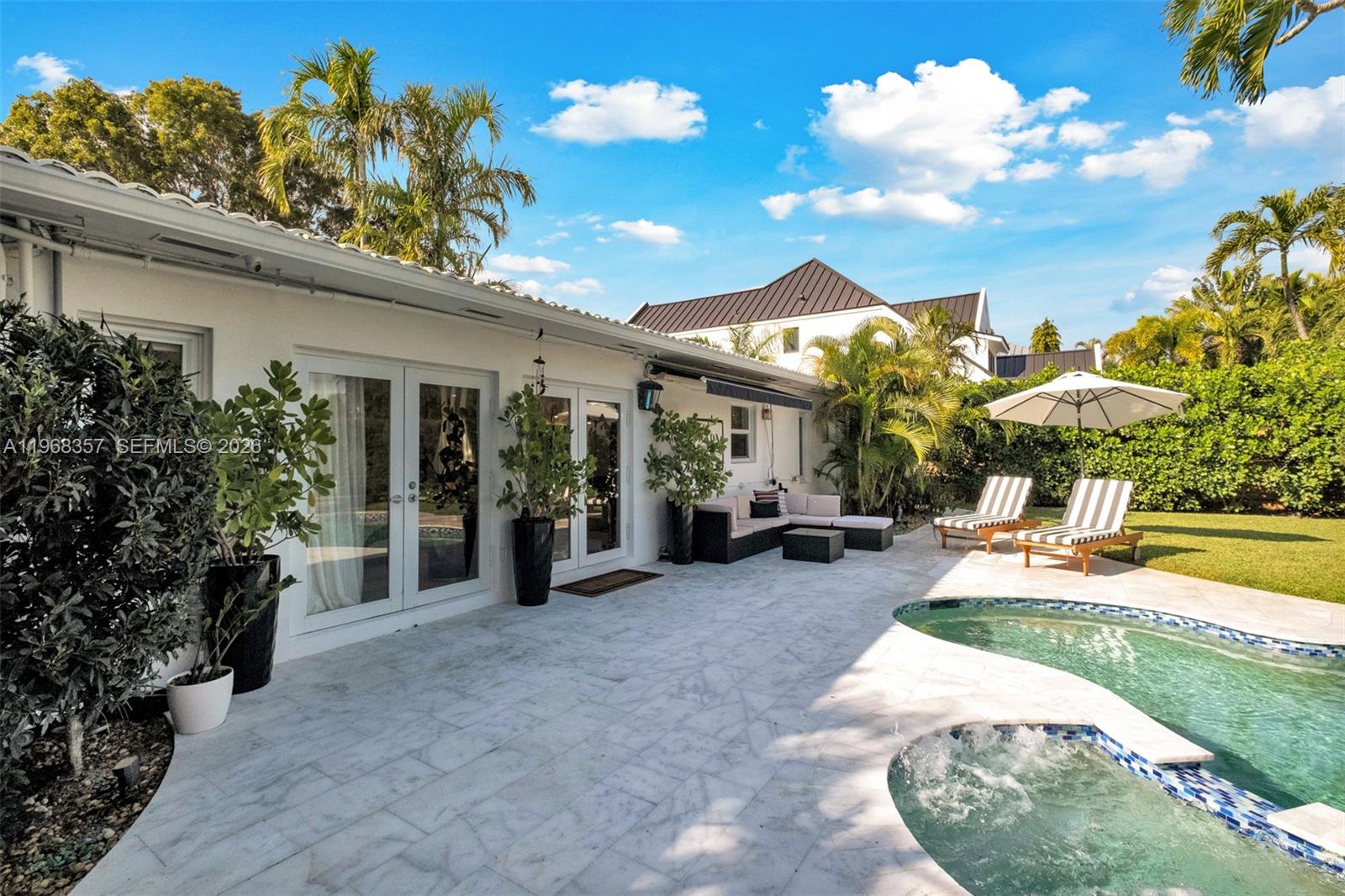 726 NE 17th Way Fort Lauderdale, FL 33304