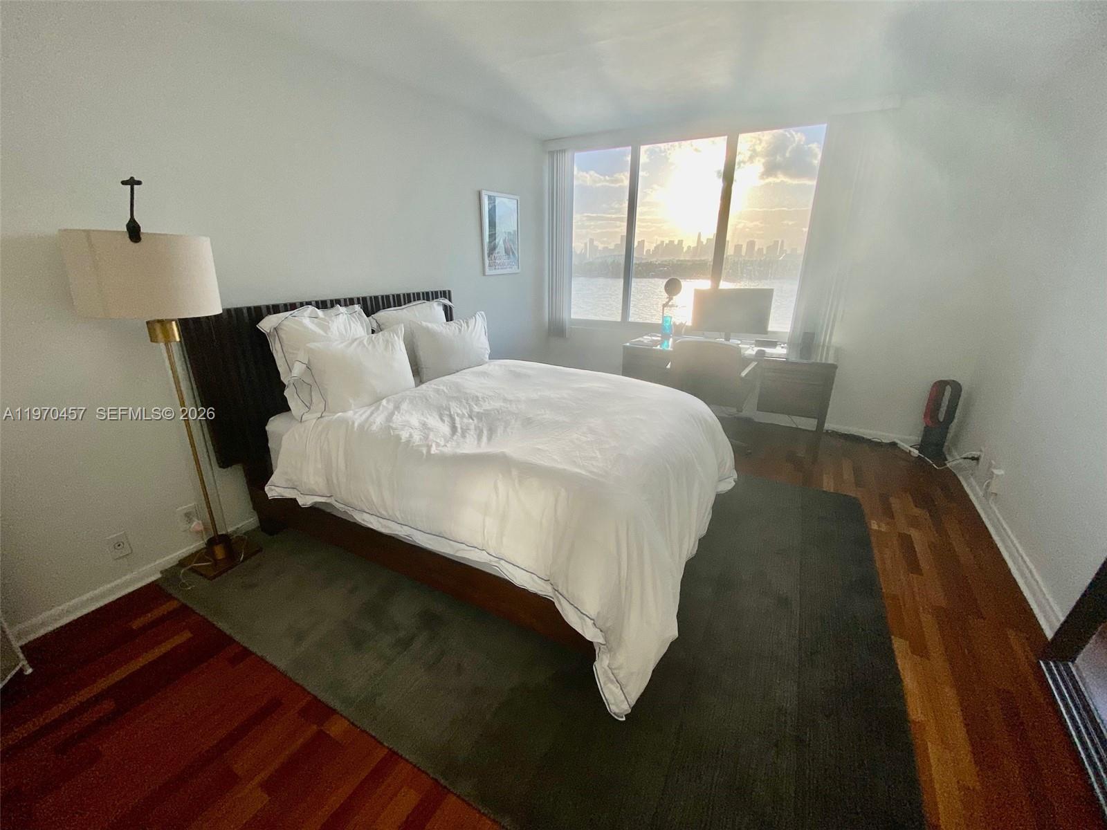 image Mirador 1000 (South Tower)12