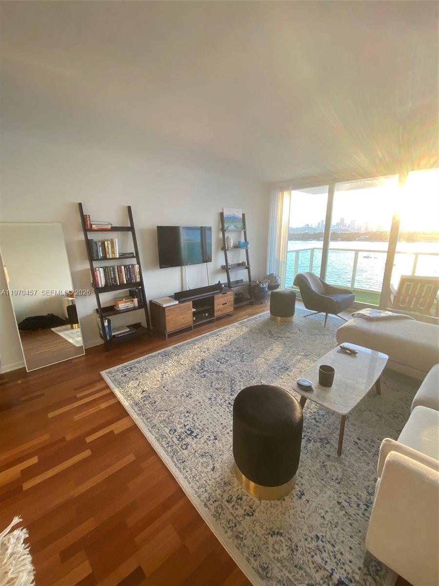 image Mirador 1000 (South Tower)5