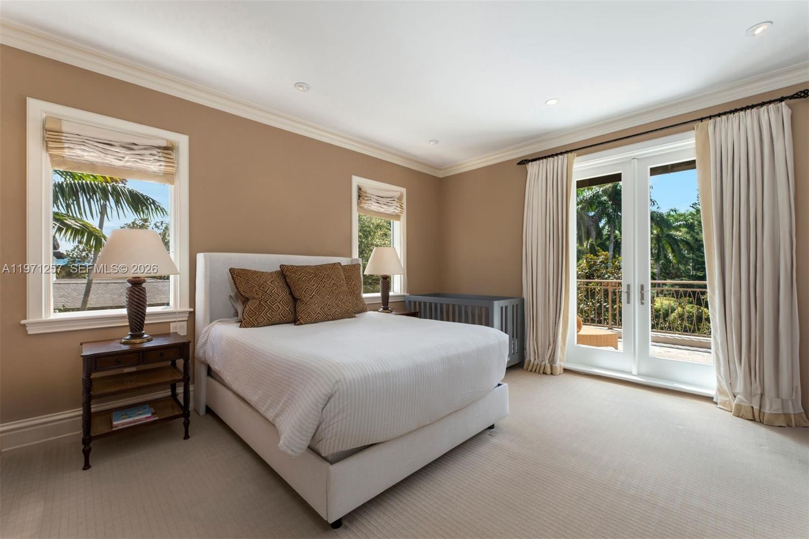 10 Tahiti Bch Is Rd Coral Gables, FL 33143