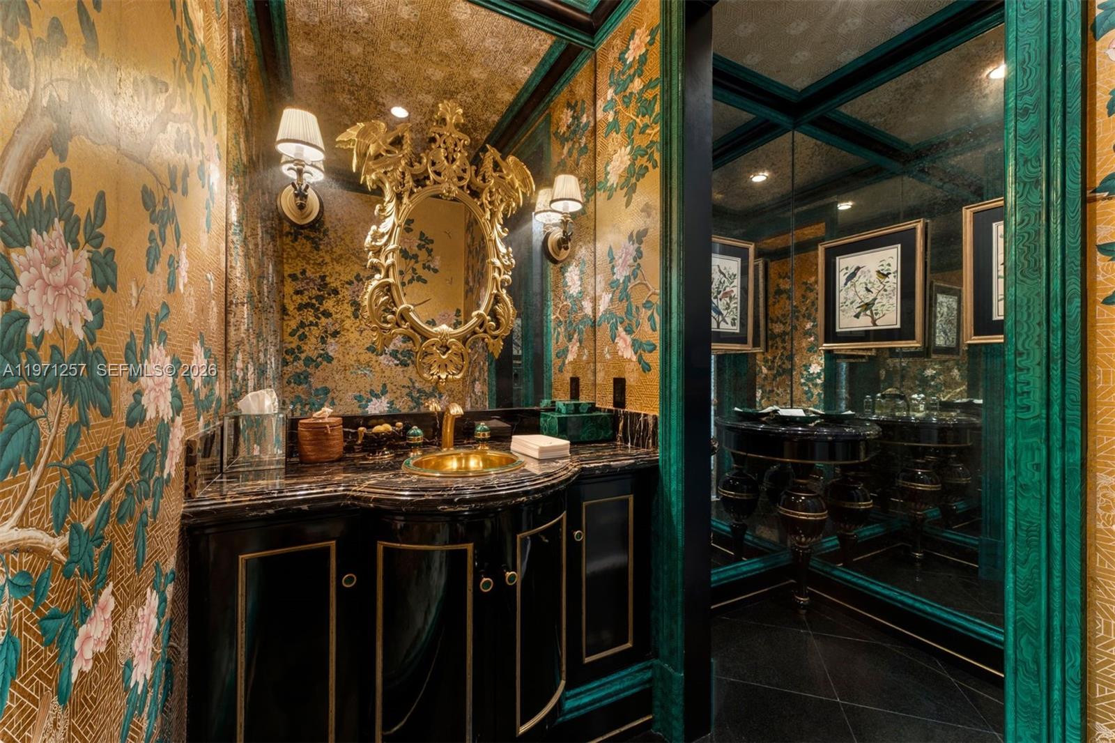 10 Tahiti Bch Is Rd Coral Gables, FL 33143