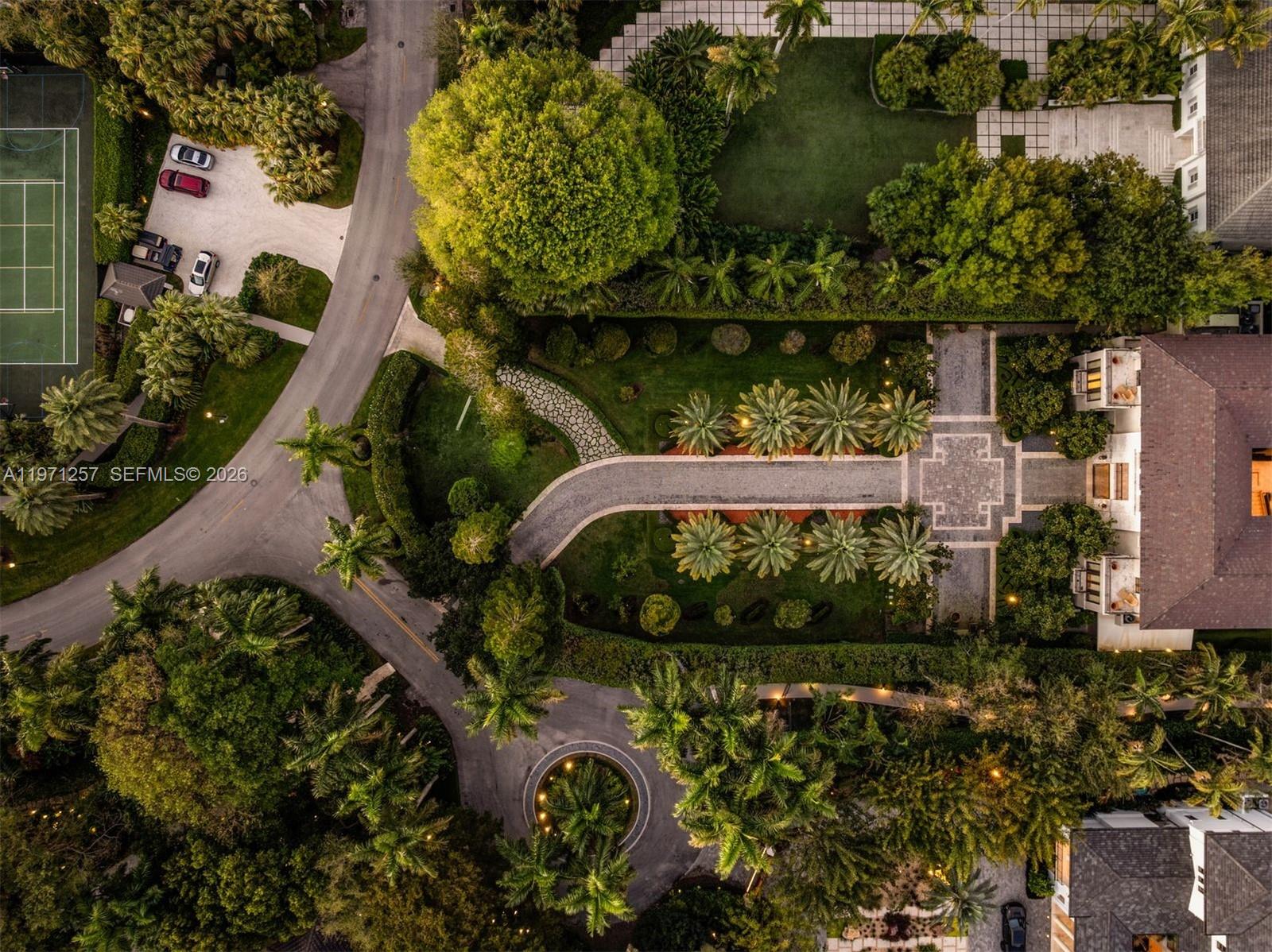 10 Tahiti Bch Is Rd Coral Gables, FL 33143