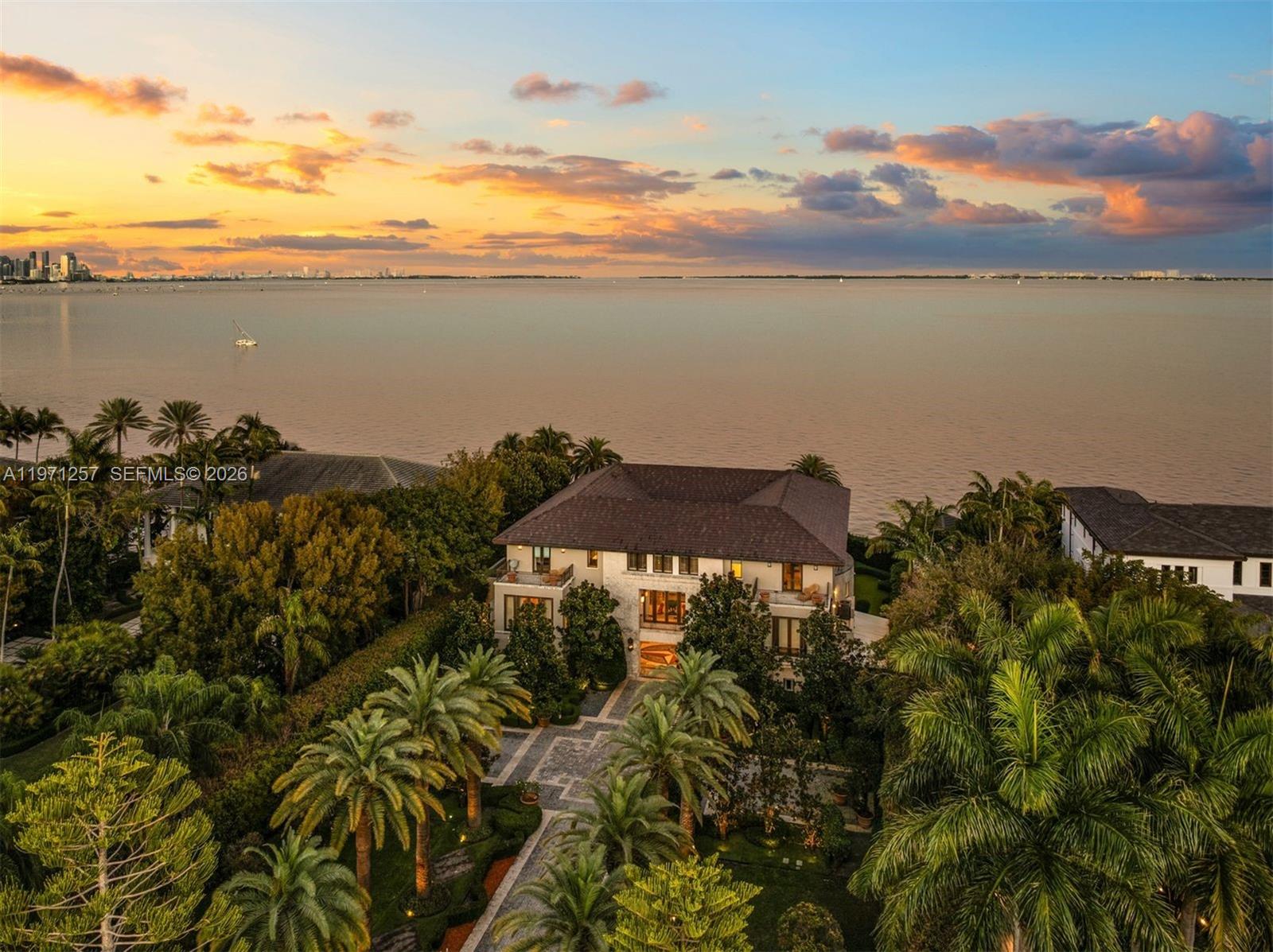 10 Tahiti Bch Is Rd Coral Gables, FL 33143