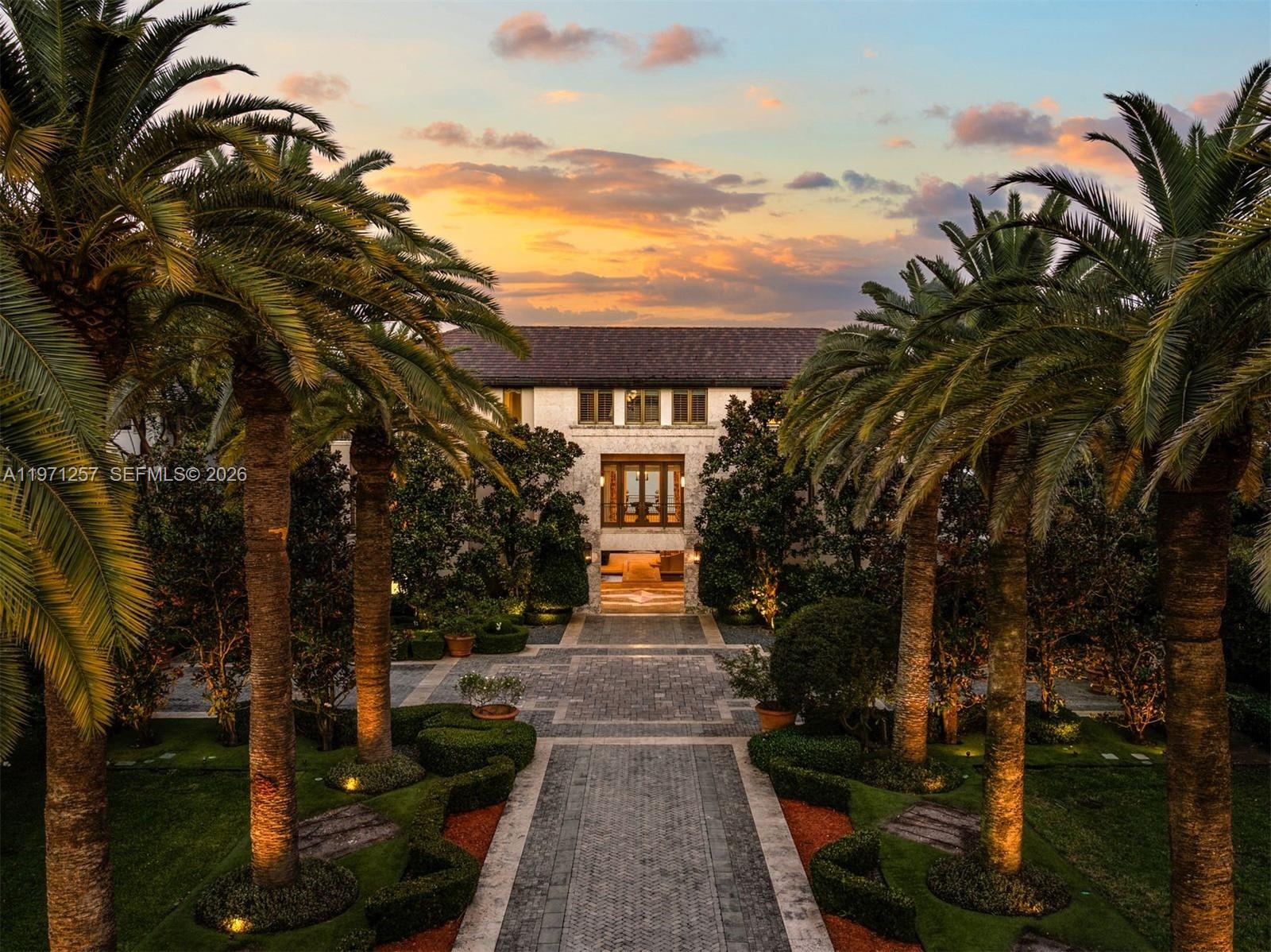 10 Tahiti Bch Is Rd Coral Gables, FL 33143