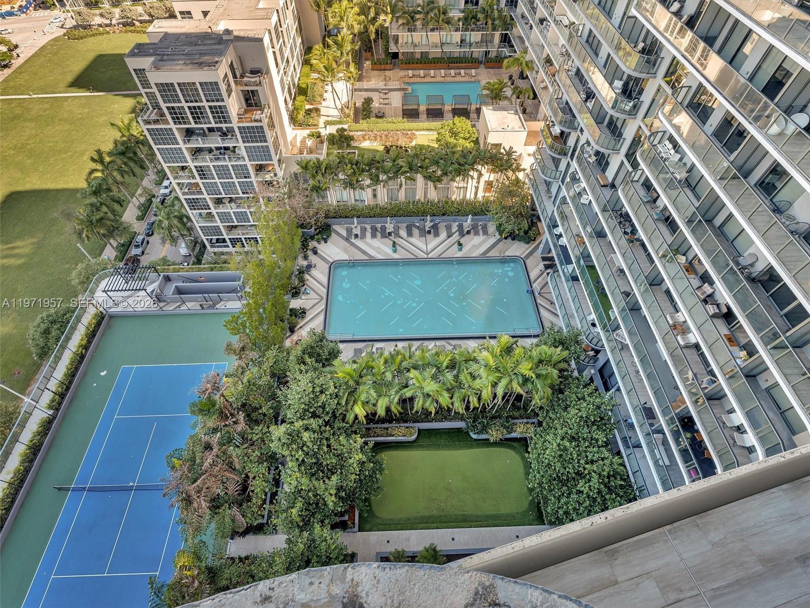 image Hyde Midtown22