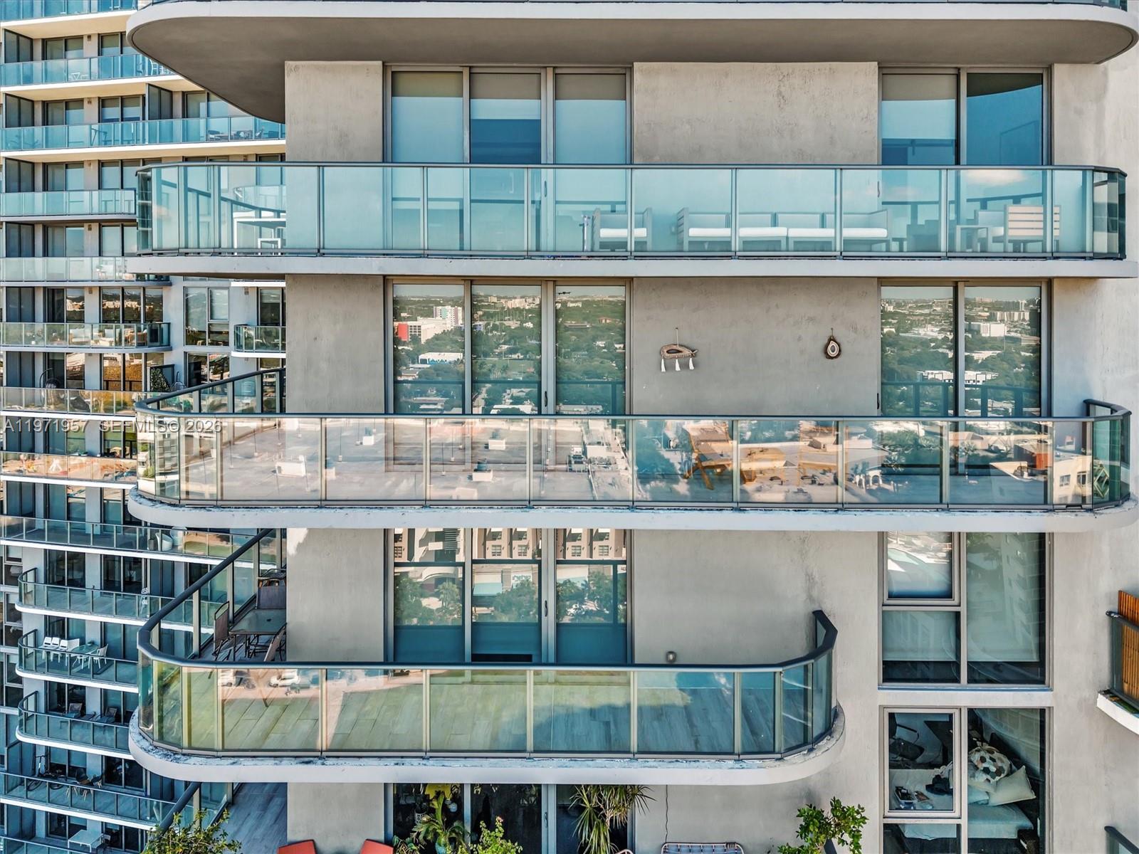 image Hyde Midtown50