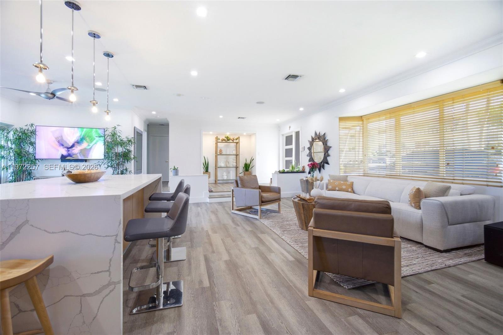 1871 NE 186th St North Miami Beach, FL 33179