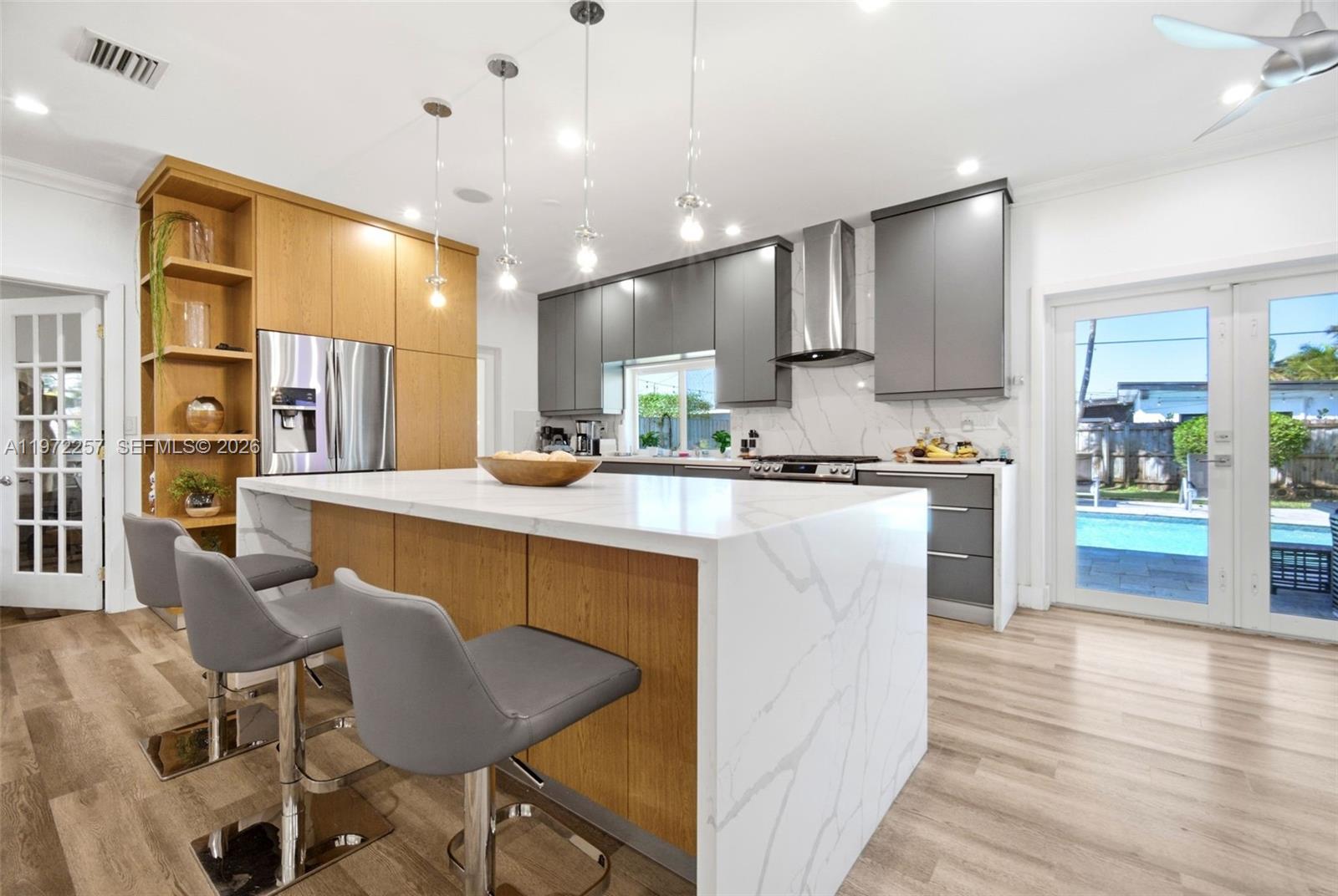 1871 NE 186th St North Miami Beach, FL 33179