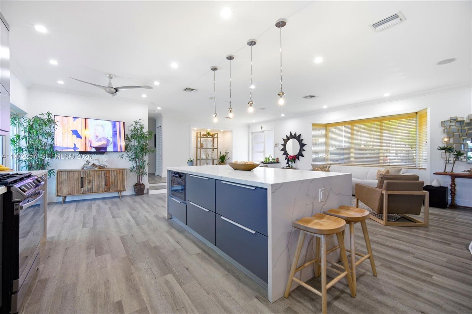 1871 NE 186th St North Miami Beach, FL 33179