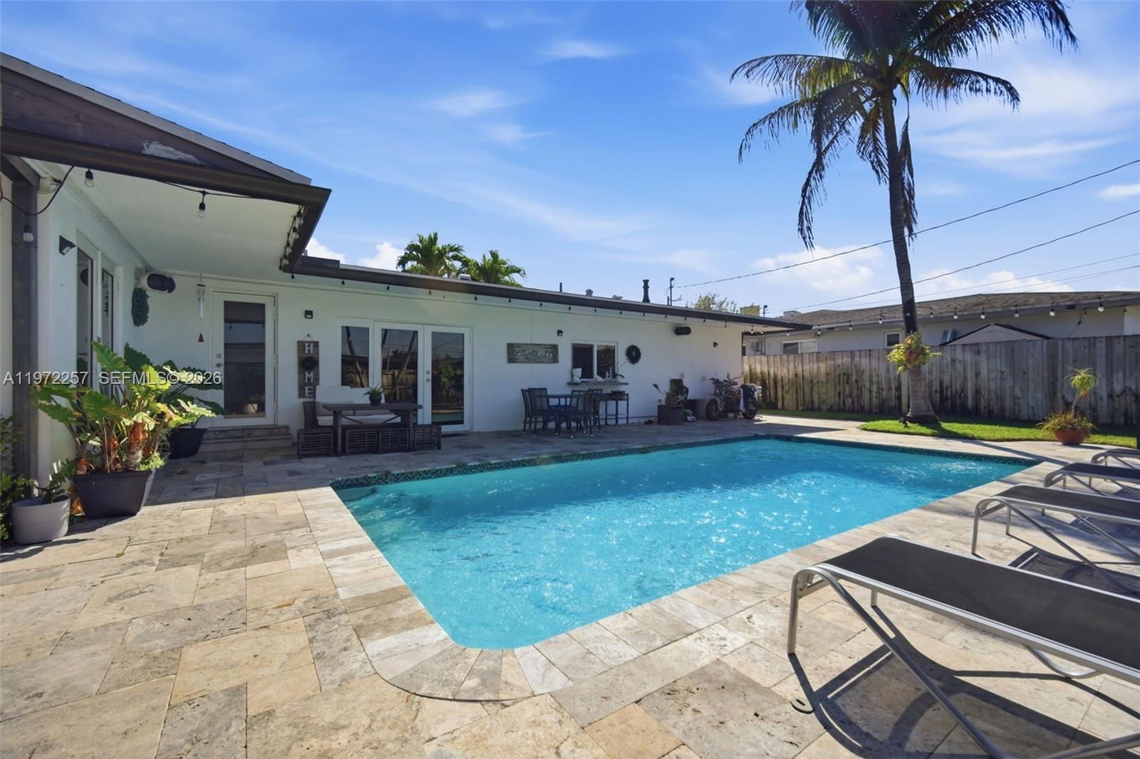 1871 NE 186th St North Miami Beach, FL 33179