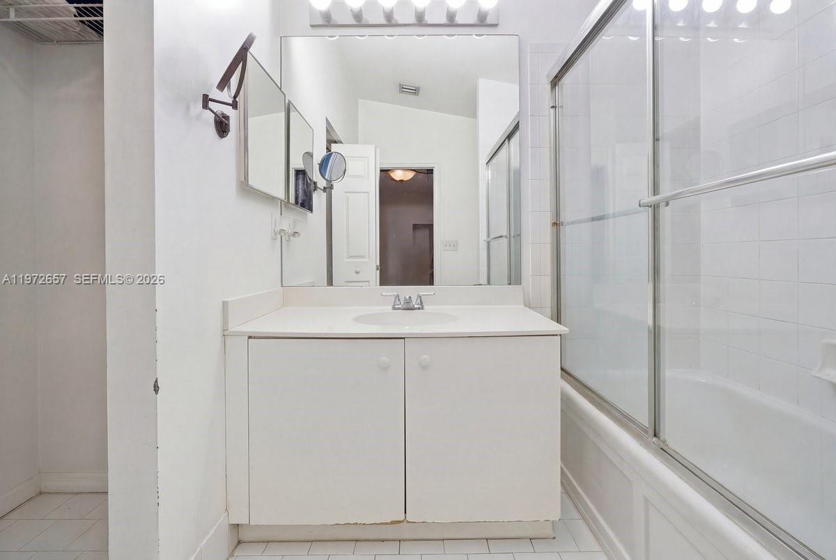 20839 NW 4th St Pembroke Pines, FL 33029