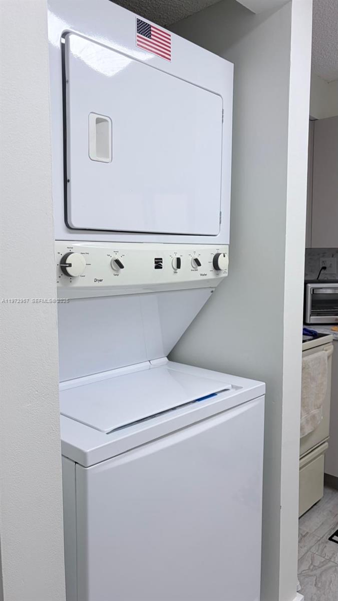 199 SW 12th Ave #415B Miami, FL 33130