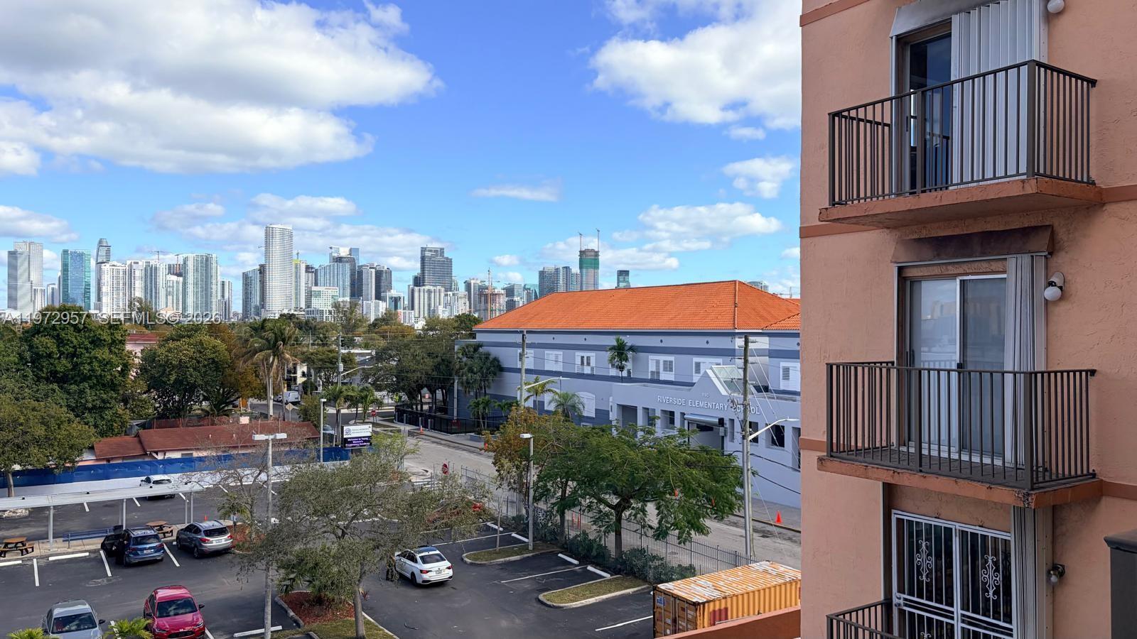 199 SW 12th Ave #415B Miami, FL 33130