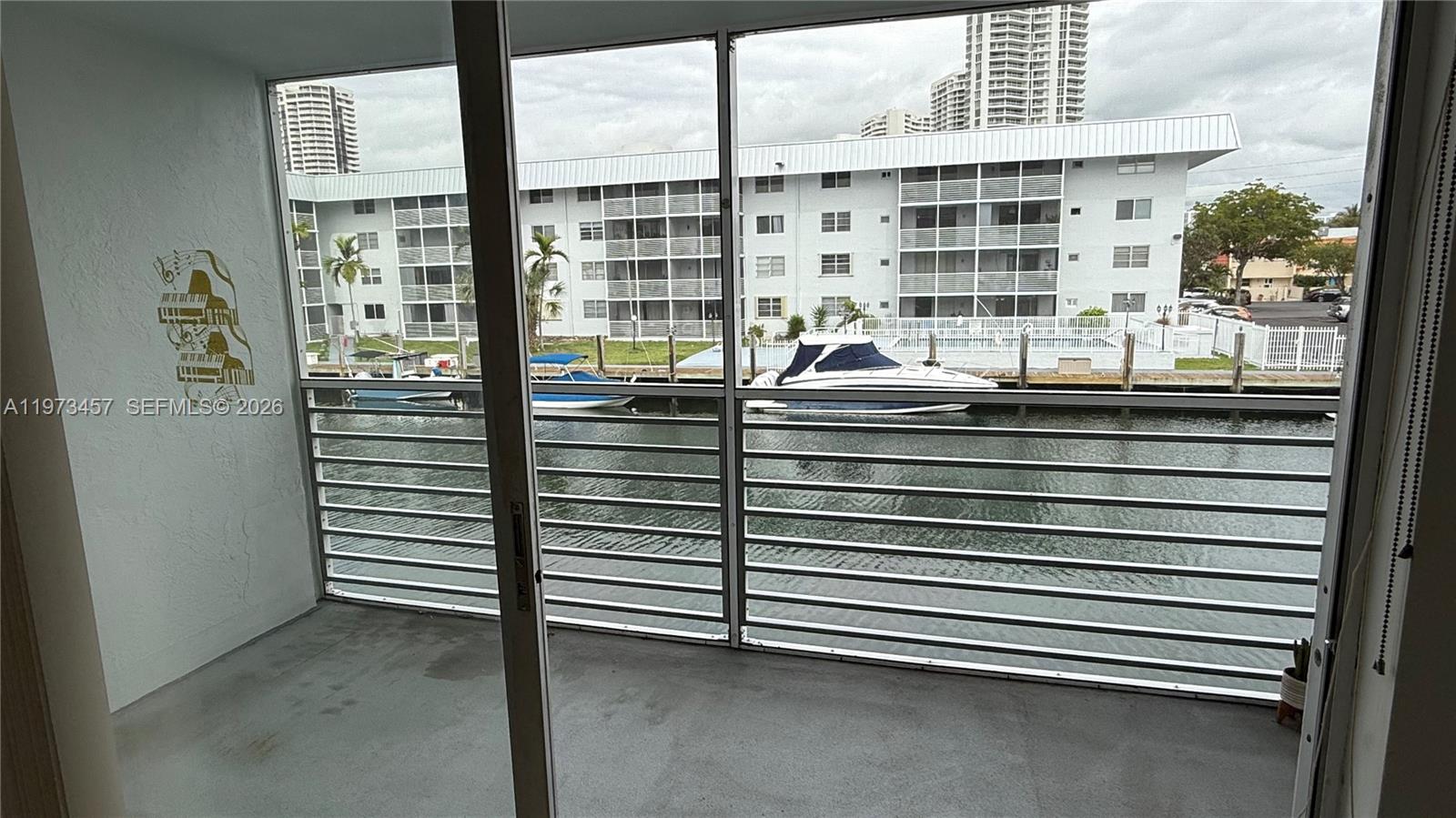 3849 NE 169th St #201 North Miami Beach, FL 33160