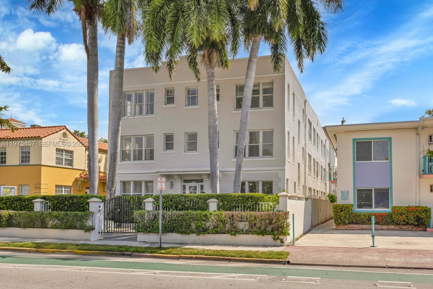 1027 Pennsylvania Ave #201