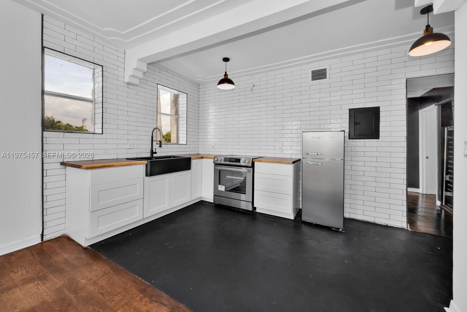 1027 Pennsylvania Ave #201 Miami Beach, FL 33139