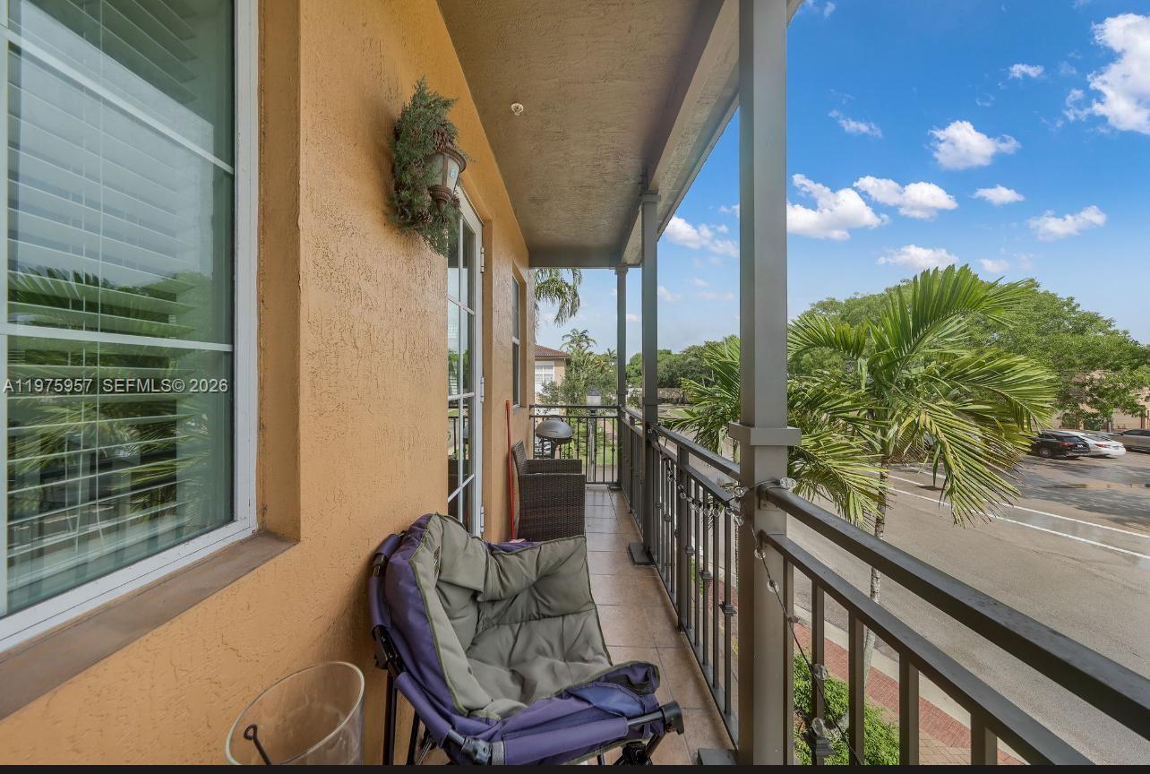 14776 SW 10th St #10501 Pembroke Pines, FL 33027