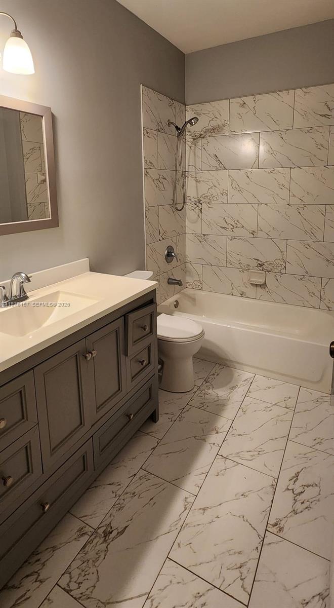 5201 NW 25th St Lauderhill, FL 33313