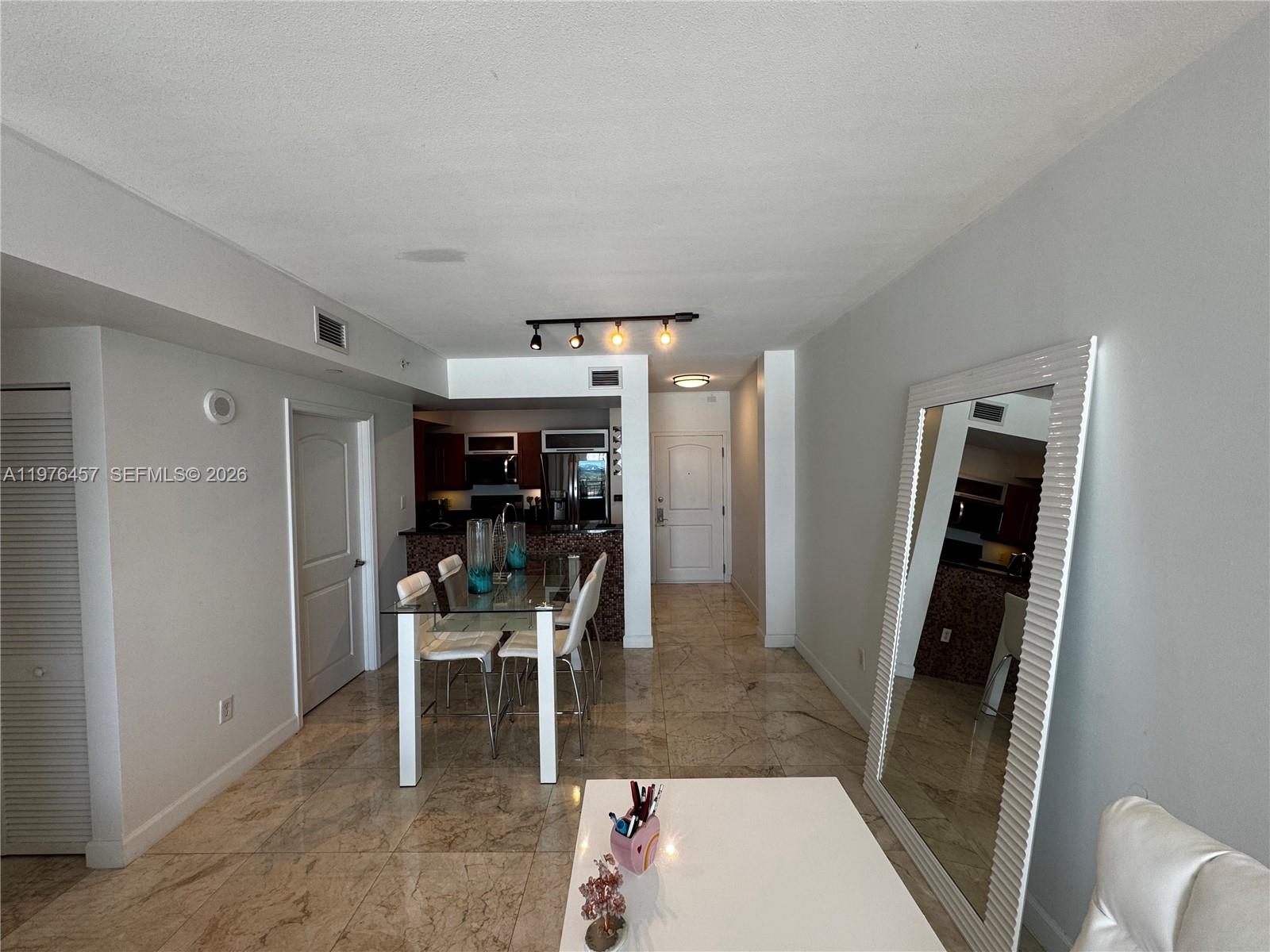 7350 SW 89th St #1809S Miami, FL 33156