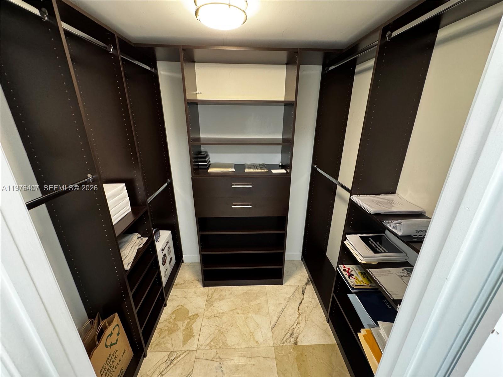 7350 SW 89th St #1809S Miami, FL 33156