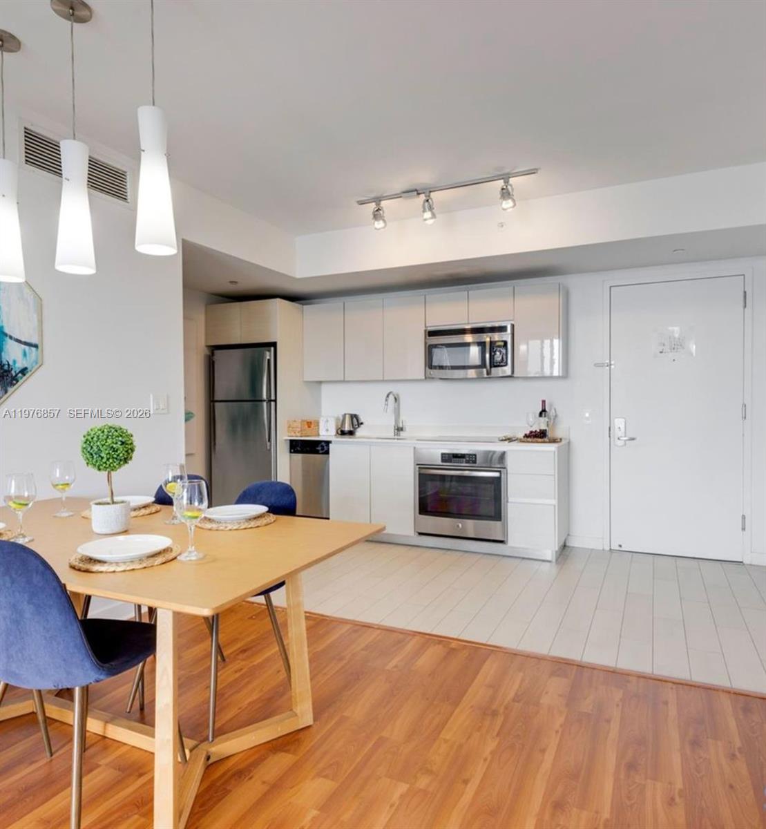 2602 E Hallandale Bch Blvd #R3009 Hallandale Beach, FL 33009