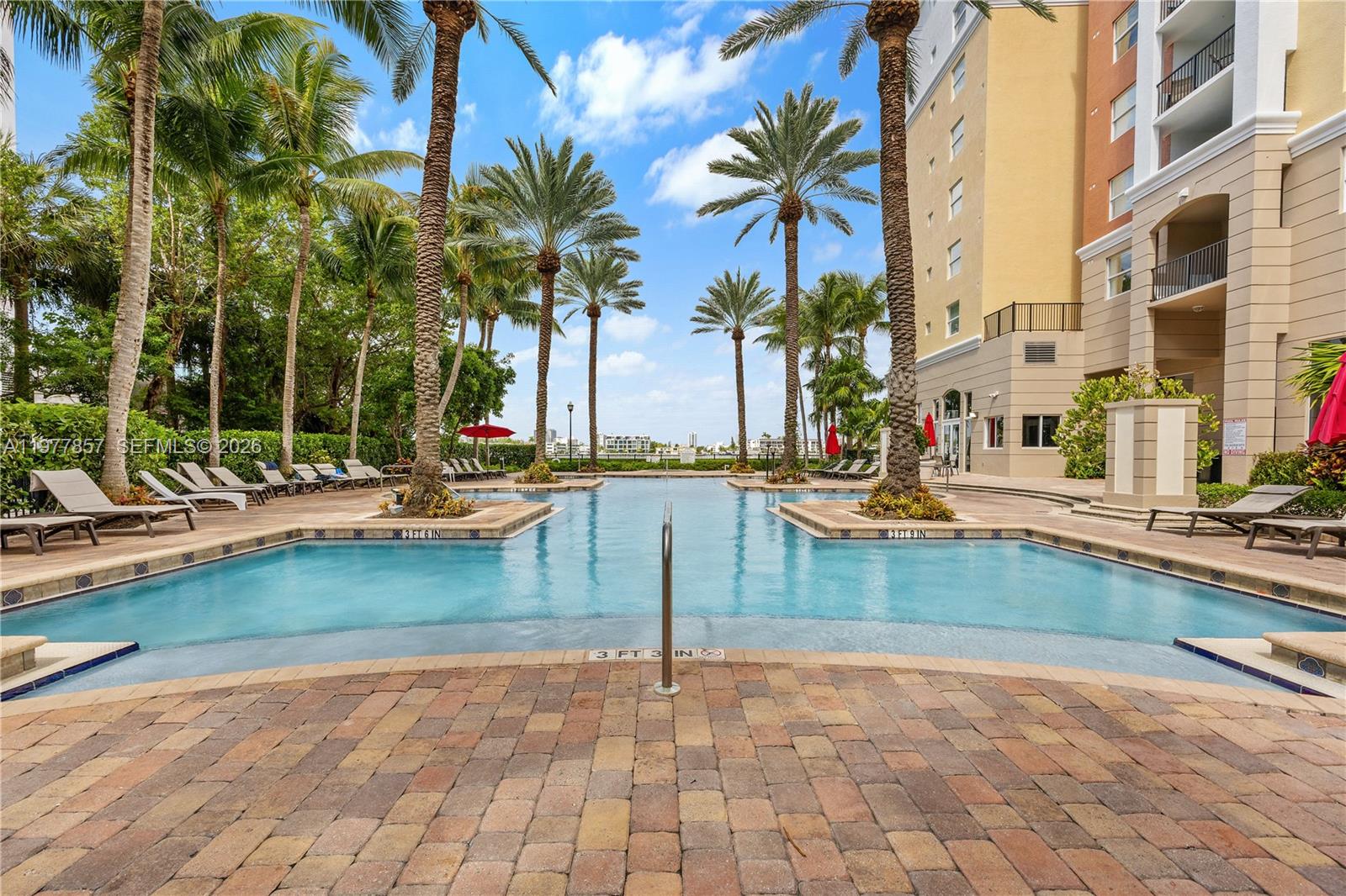 17100 N Bay Rd #1810 Sunny Isles Beach, FL 33160