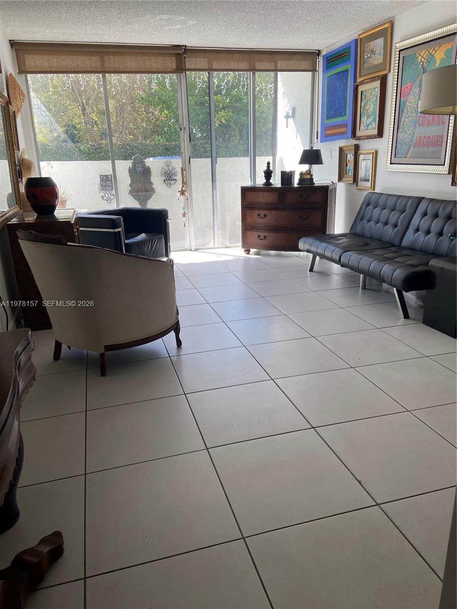 2150 SW 16th Ave #108 Miami, FL 33145