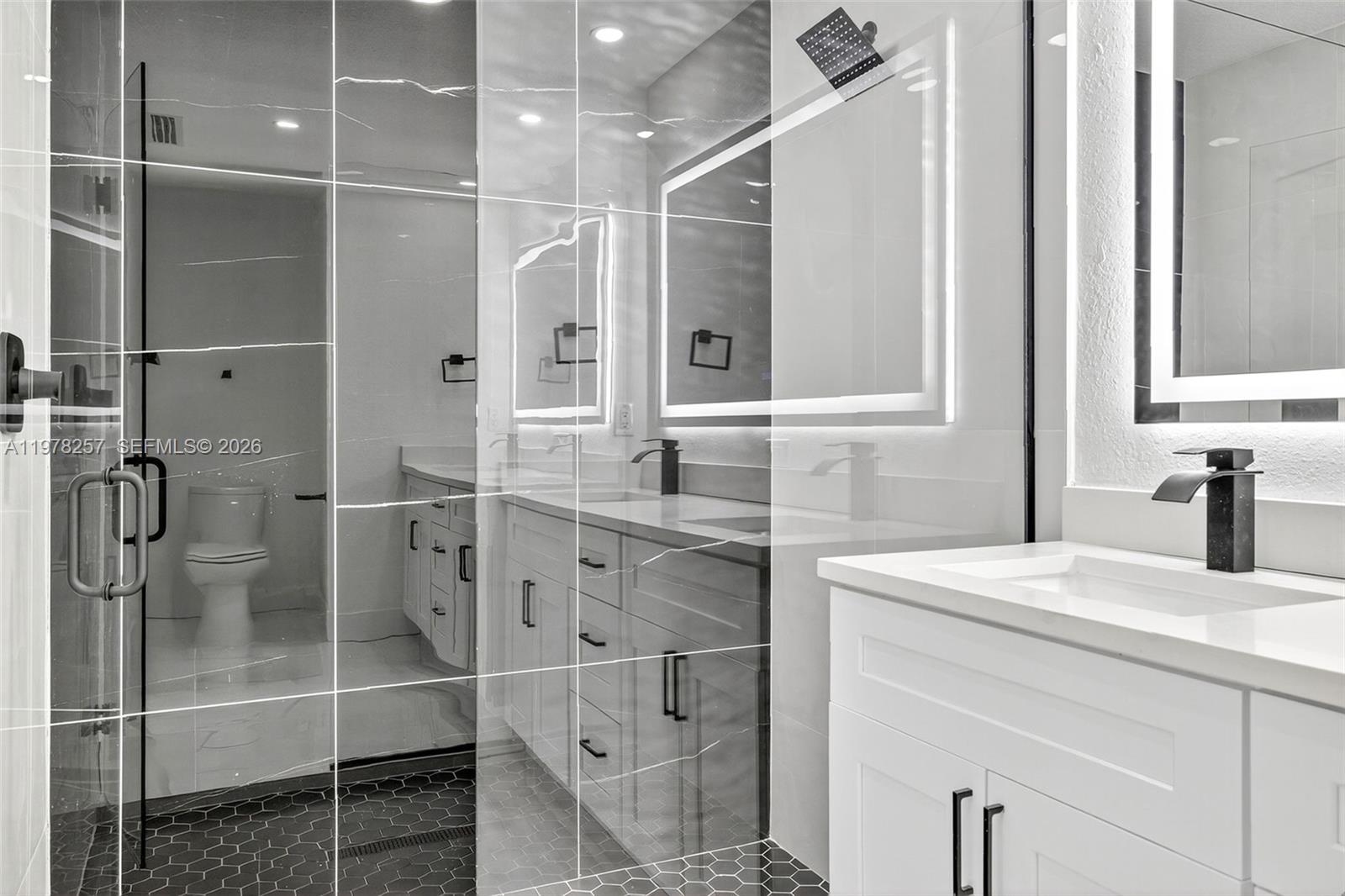 2916 Dora Lehigh Acres, FL 33974