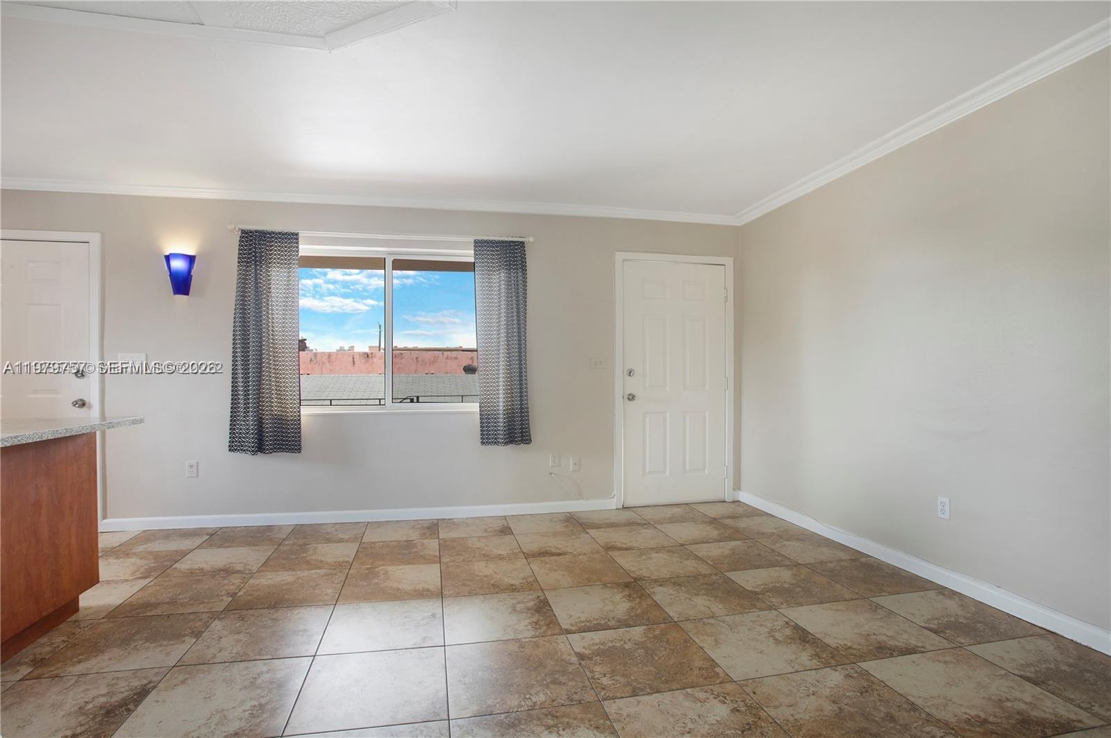 1020 SW 7th St #9 Miami, FL 33130