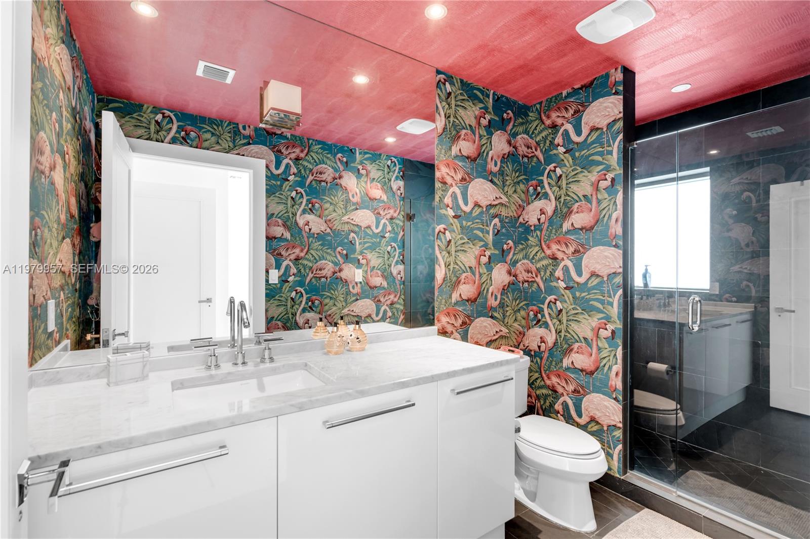 900 Biscayne Blvd #PH6109 Miami, FL 33132