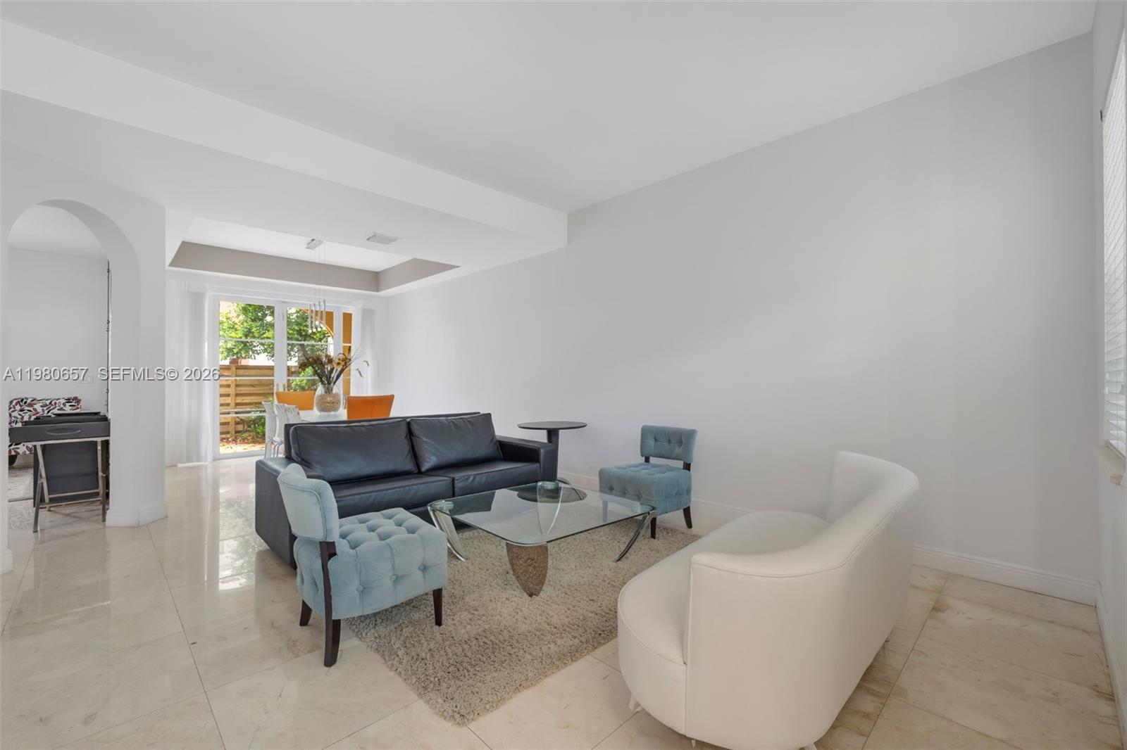 18450 NE 30th Pl #18450 Aventura, FL 33160