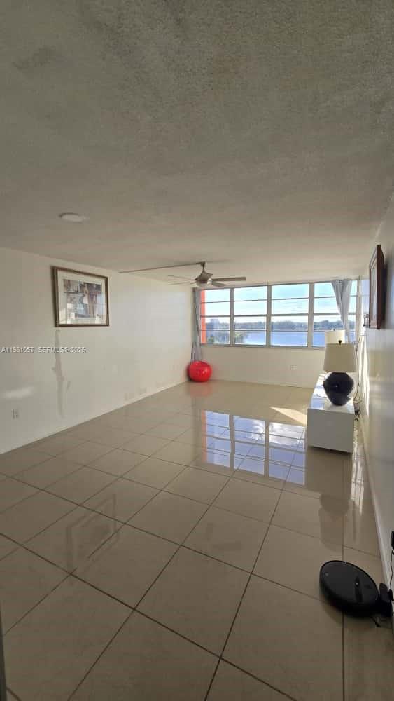 1301 NE Miami Gdns Dr #824W Miami, FL 33179