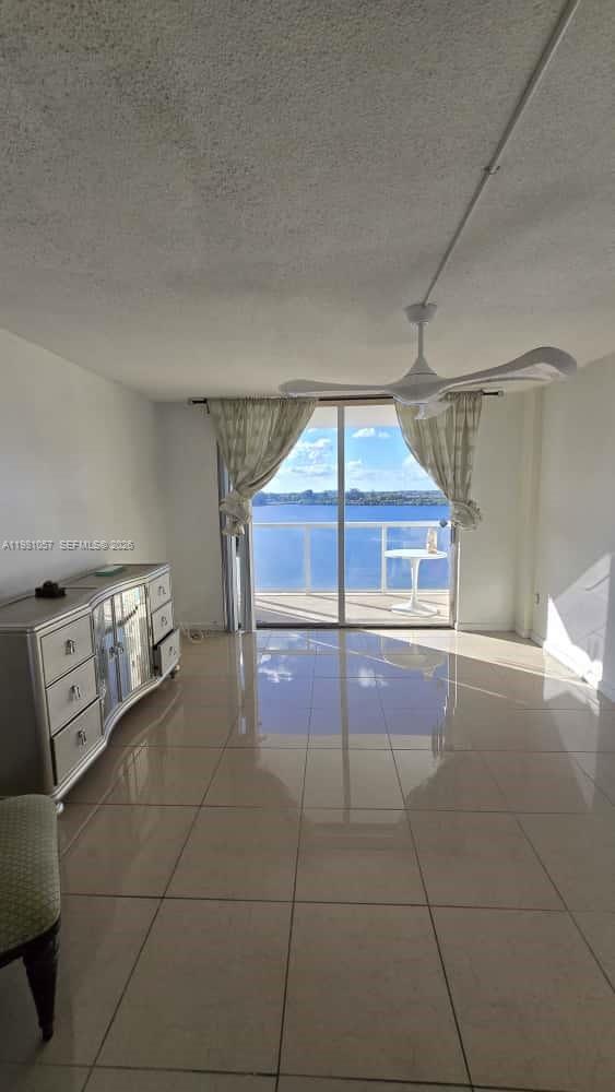 1301 NE Miami Gdns Dr #824W Miami, FL 33179