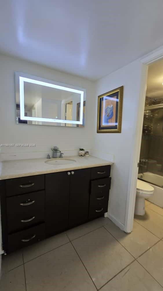 1301 NE Miami Gdns Dr #824W Miami, FL 33179