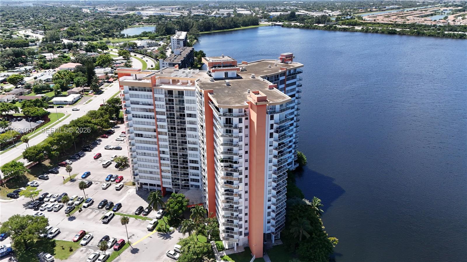 1301 NE Miami Gdns Dr #824W Miami, FL 33179