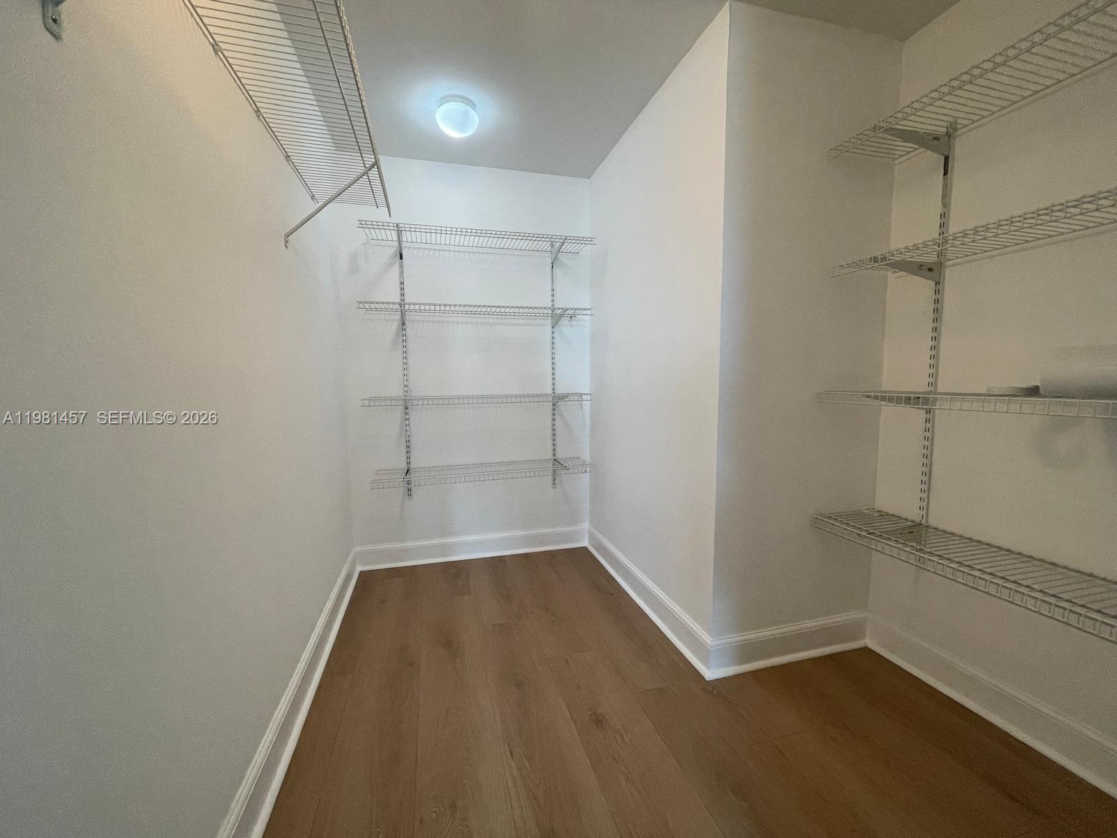 14951 Royal Oaks Ln #709 North Miami, FL 33181