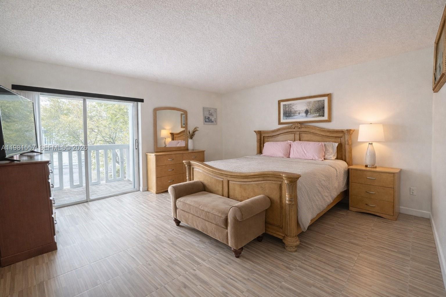 9430 SW 170th St #303 Palmetto Bay, FL 33157