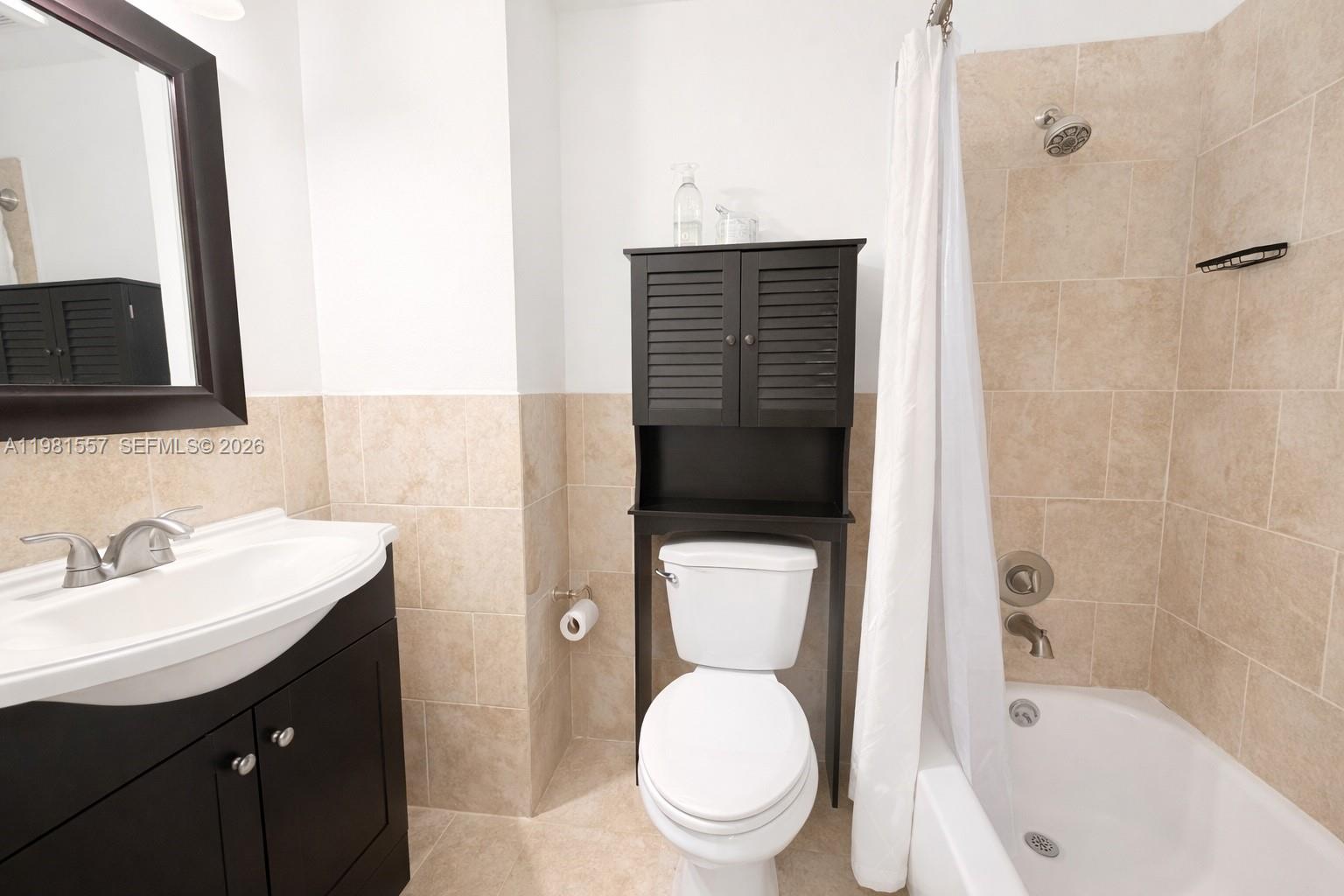 9430 SW 170th St #303 Palmetto Bay, FL 33157