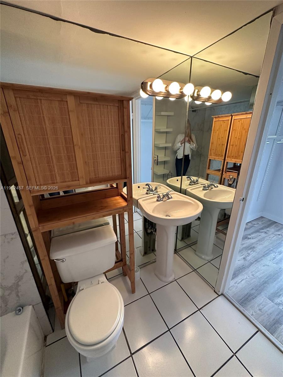 200 SE 15th Rd #15H Miami, FL 33129