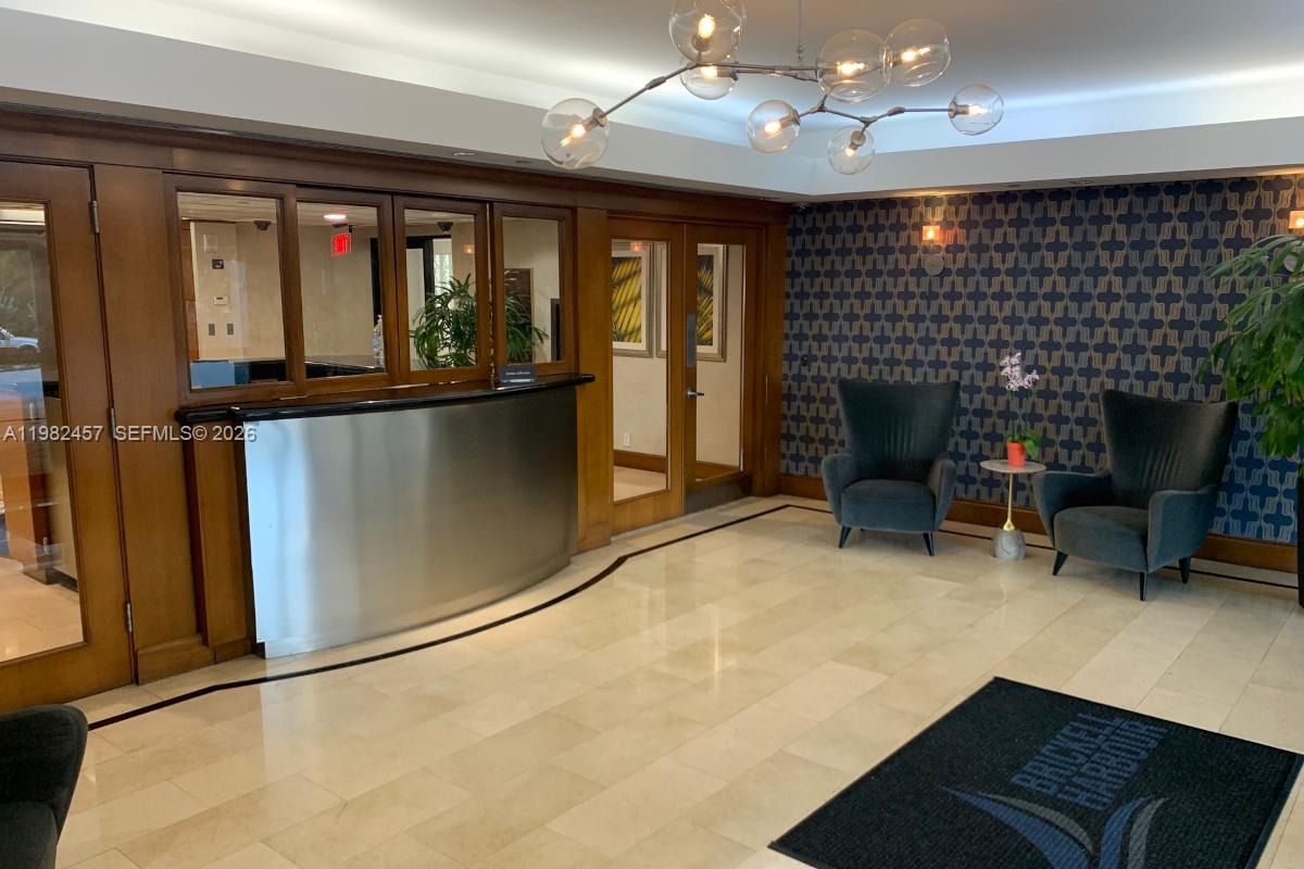 200 SE 15th Rd #15H Miami, FL 33129