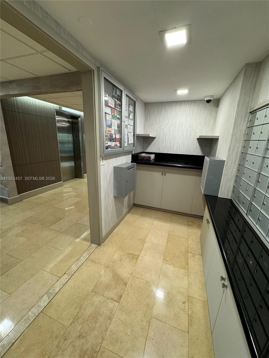 200 SE 15th Rd #15H Miami, FL 33129