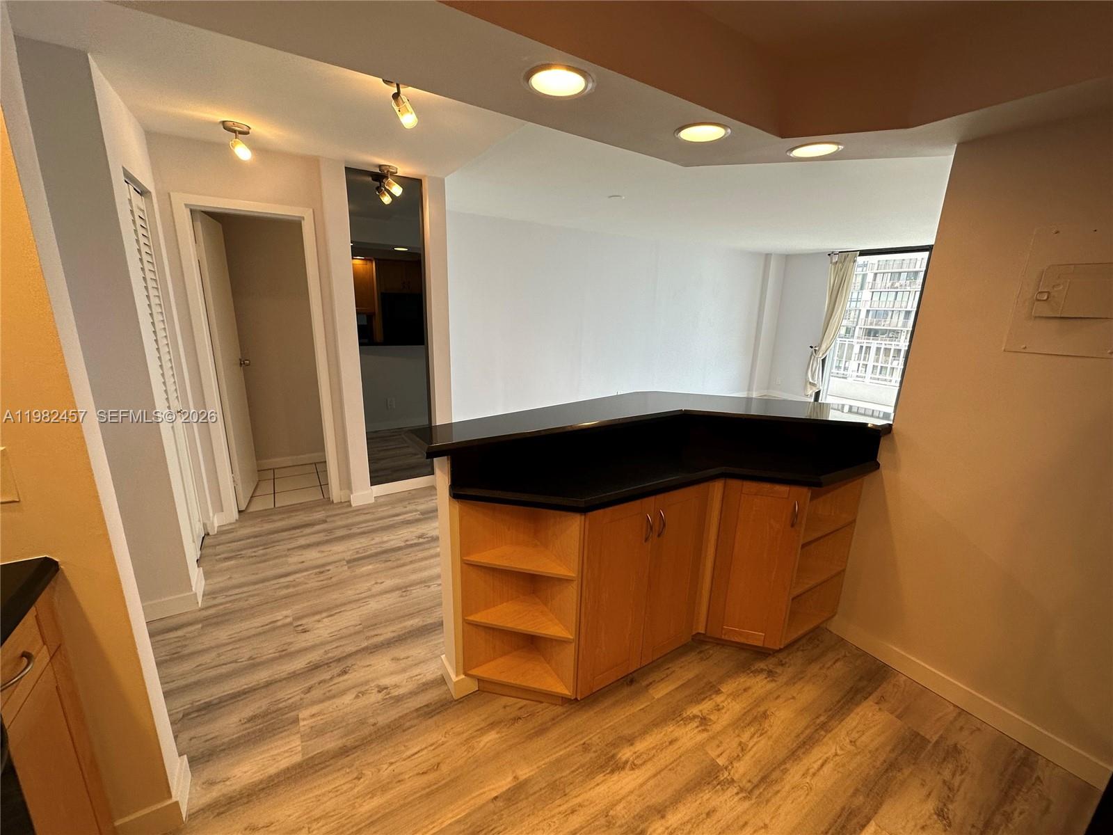 200 SE 15th Rd #15H Miami, FL 33129