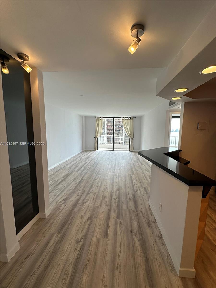 200 SE 15th Rd #15H Miami, FL 33129