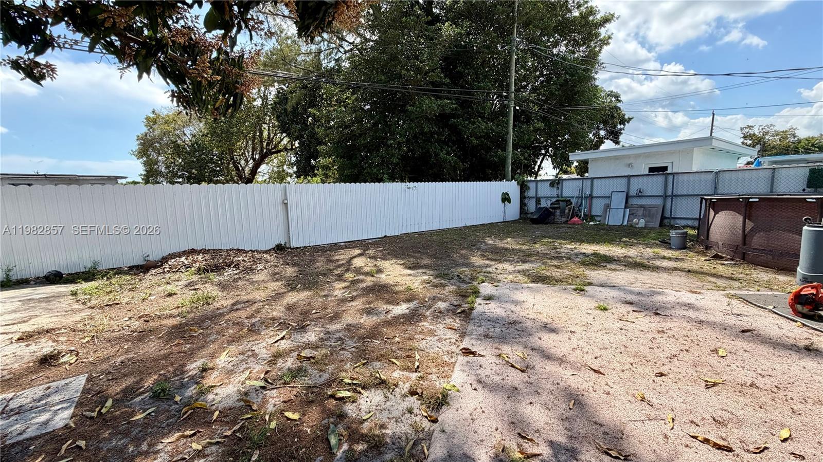 250 E 60th St Hialeah, FL 33013