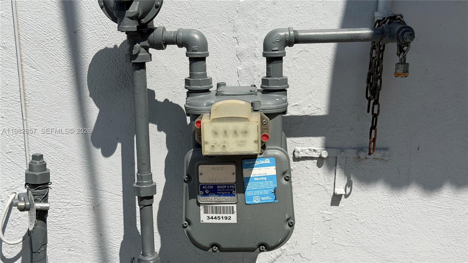 250 E 60th St Hialeah, FL 33013