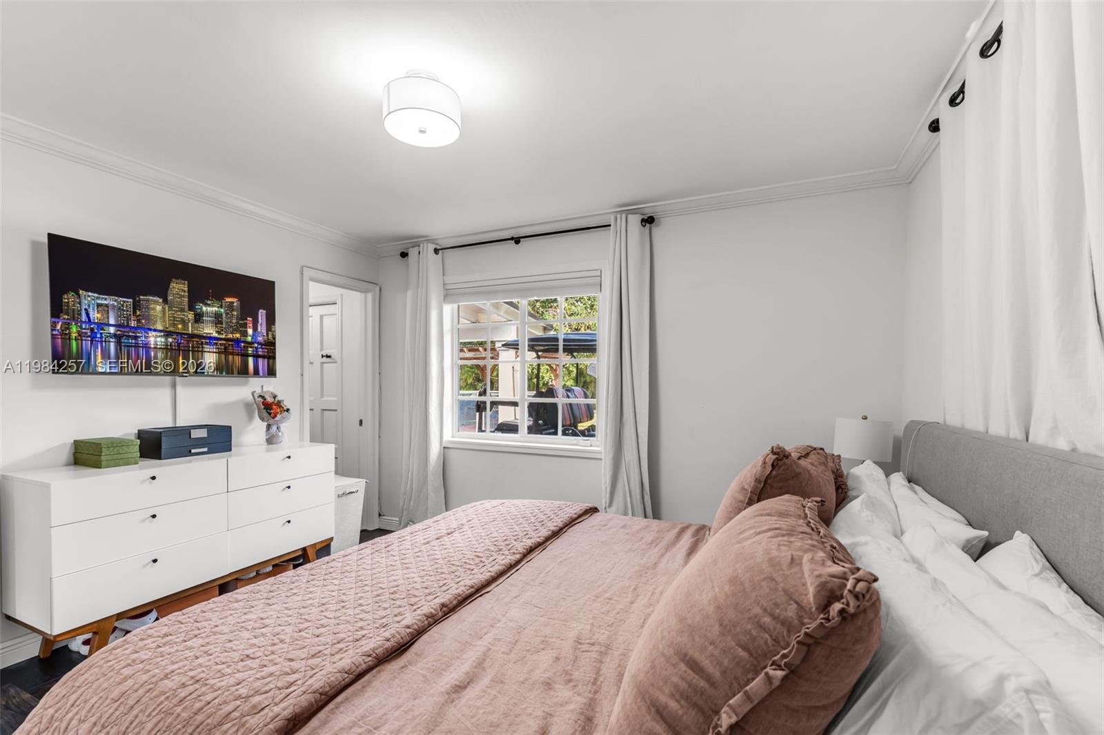 12945 SW 82nd Ave Pinecrest, FL 33156