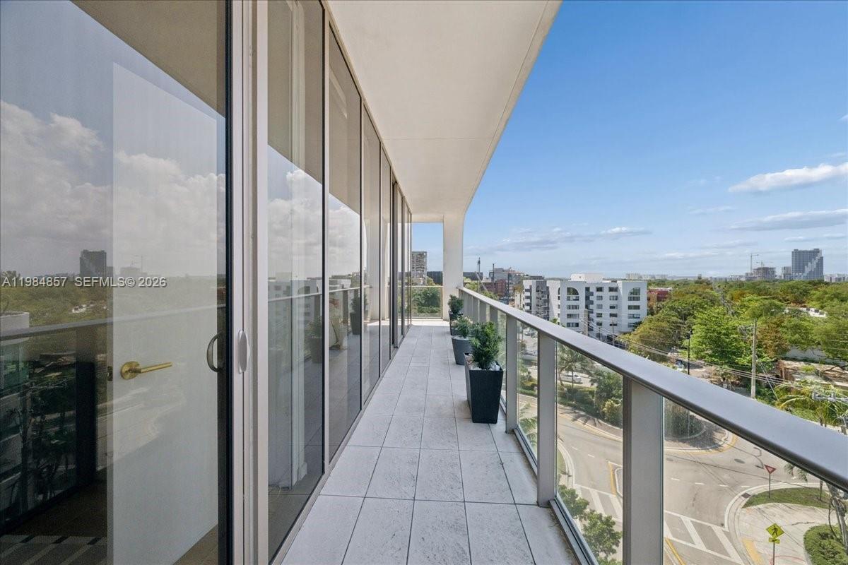 2678 Tigertail Ave #501 Miami, FL 33133