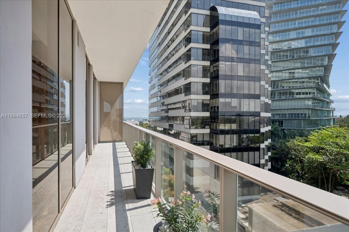 2678 Tigertail Ave #501 Miami, FL 33133