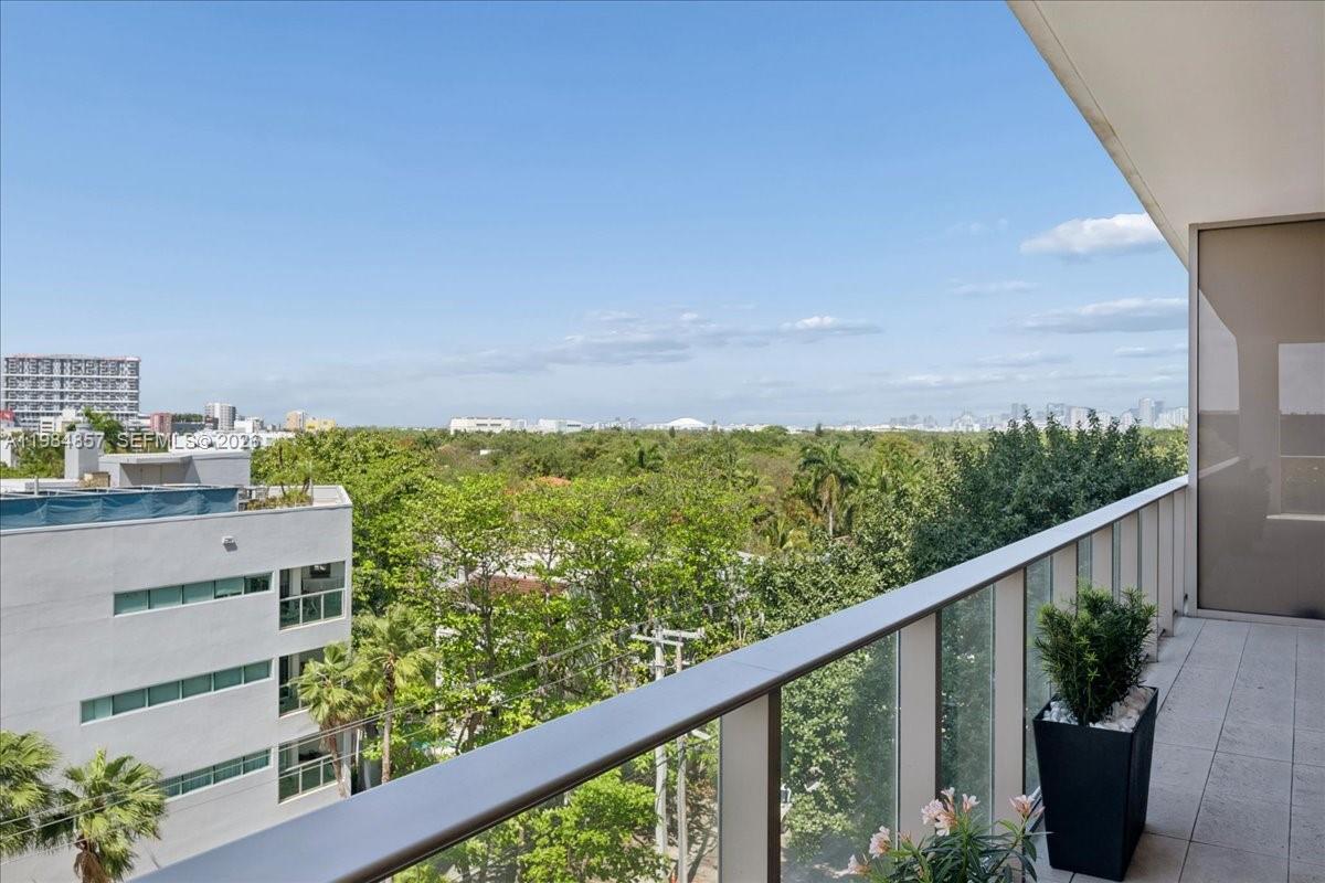 2678 Tigertail Ave #501 Miami, FL 33133