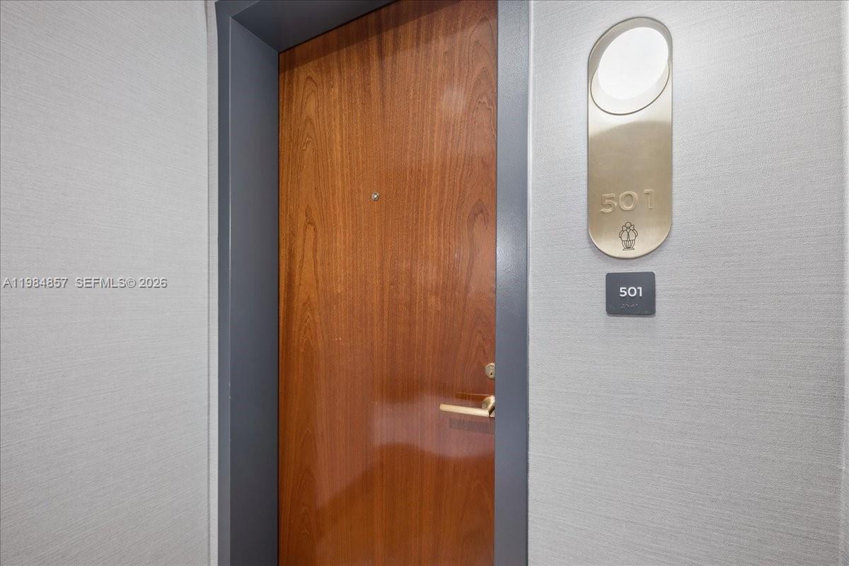 2678 Tigertail Ave #501 Miami, FL 33133